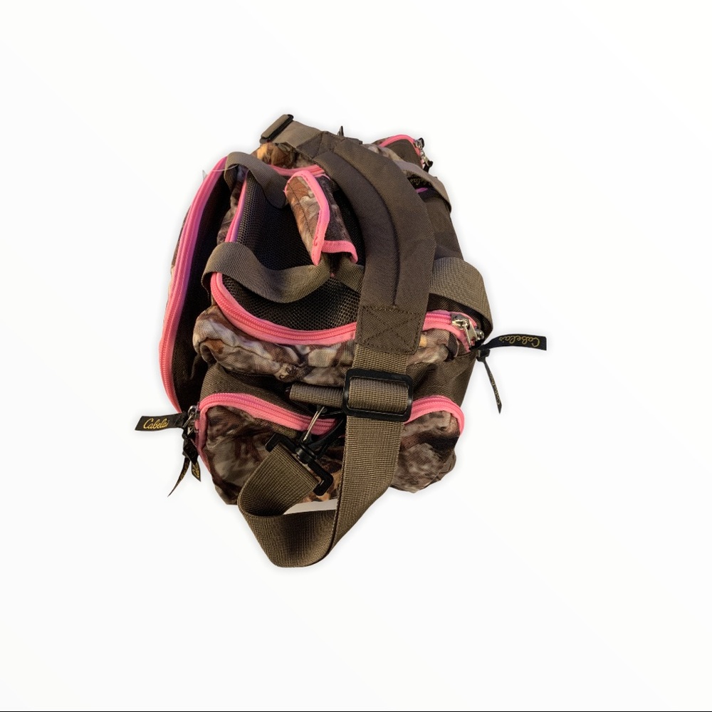 Cabelas Bag - Picture 2 of 8